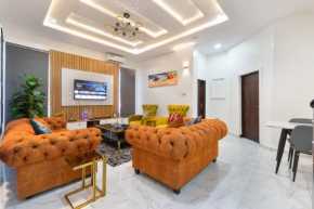 Fully Furnished 4 Bedroom Shortlet Apartment in Lekki with Constant Power